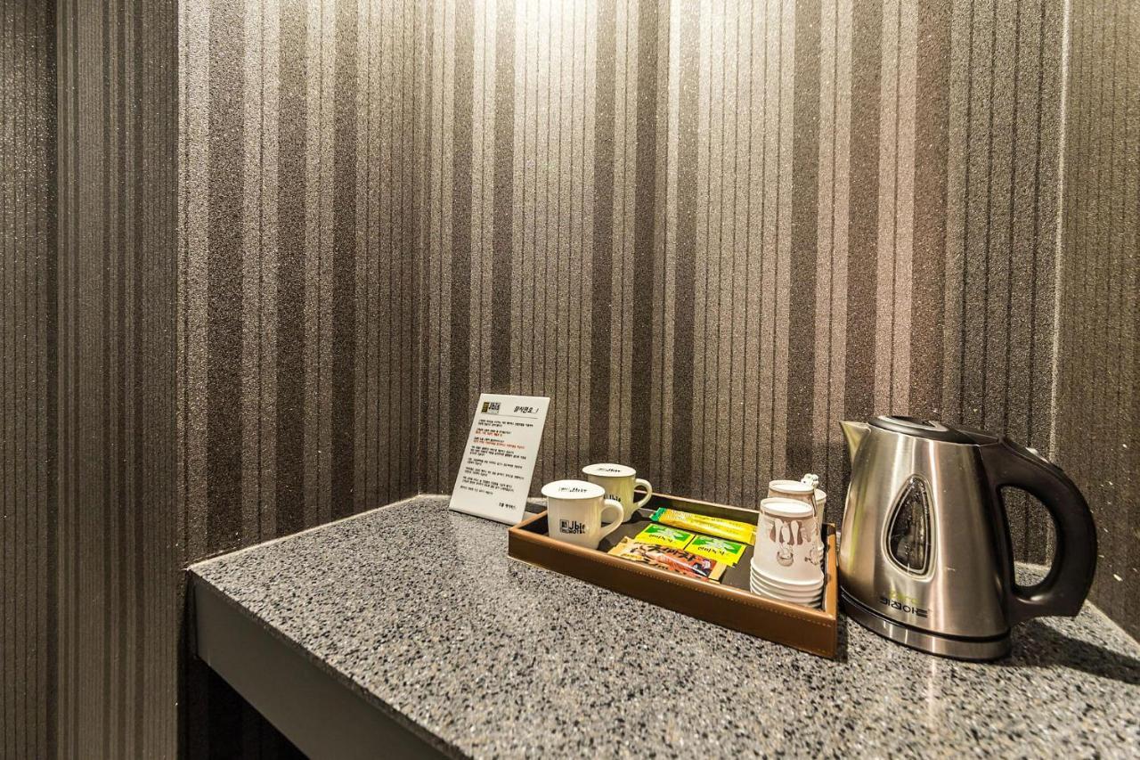 Jbis Hotel Uijeongbu Екстер'єр фото