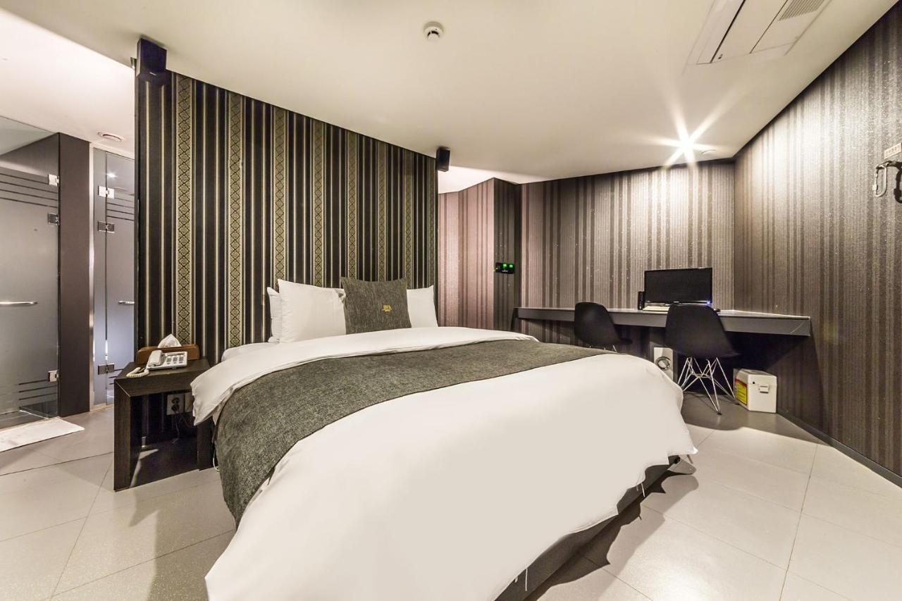 Jbis Hotel Uijeongbu Екстер'єр фото