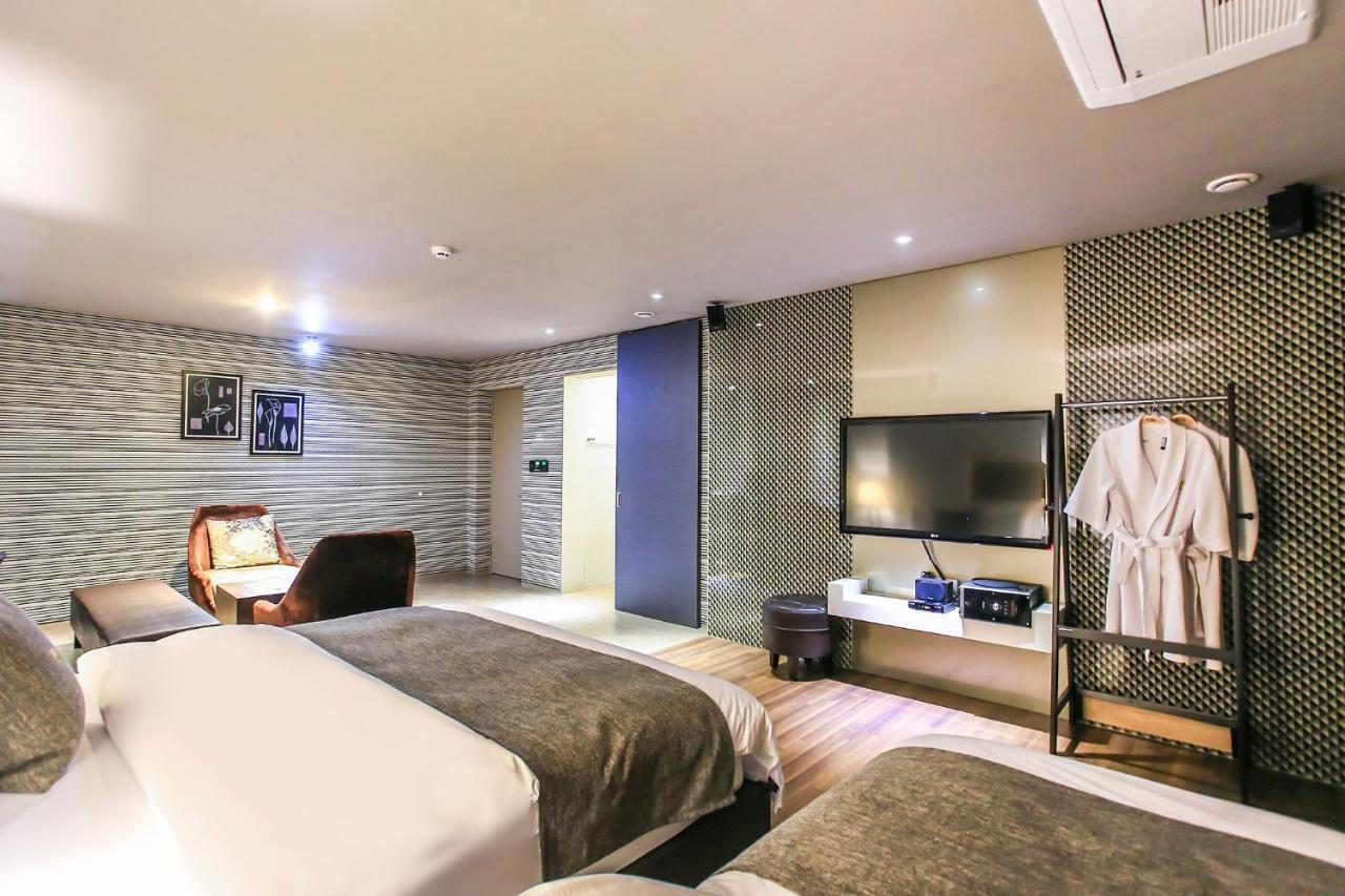 Jbis Hotel Uijeongbu Екстер'єр фото