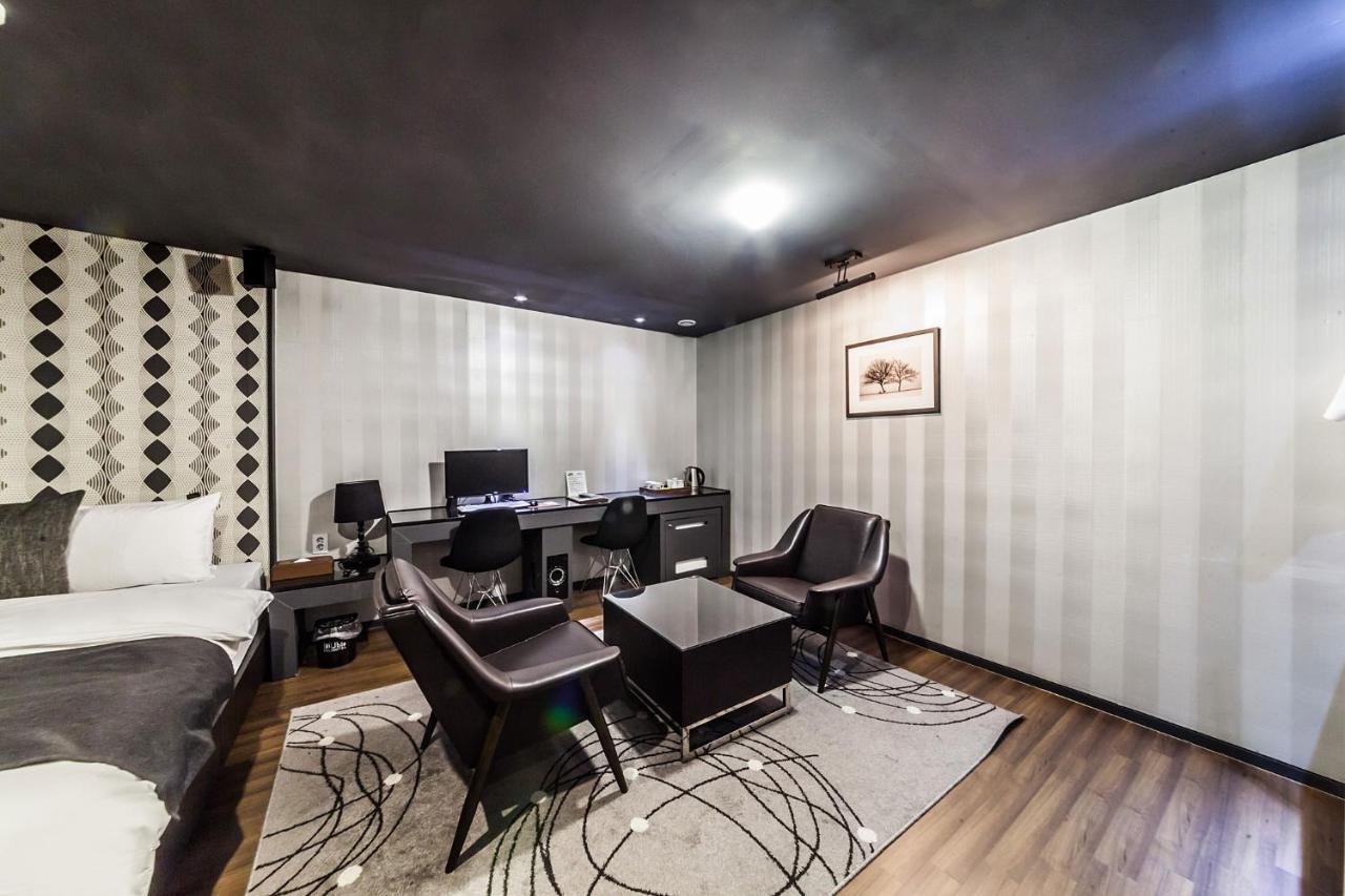 Jbis Hotel Uijeongbu Екстер'єр фото