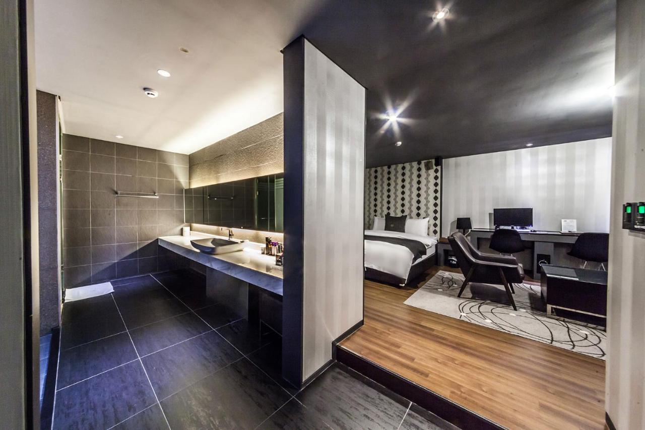 Jbis Hotel Uijeongbu Екстер'єр фото