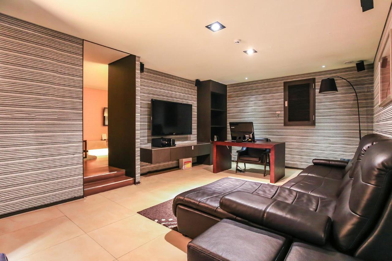 Jbis Hotel Uijeongbu Екстер'єр фото