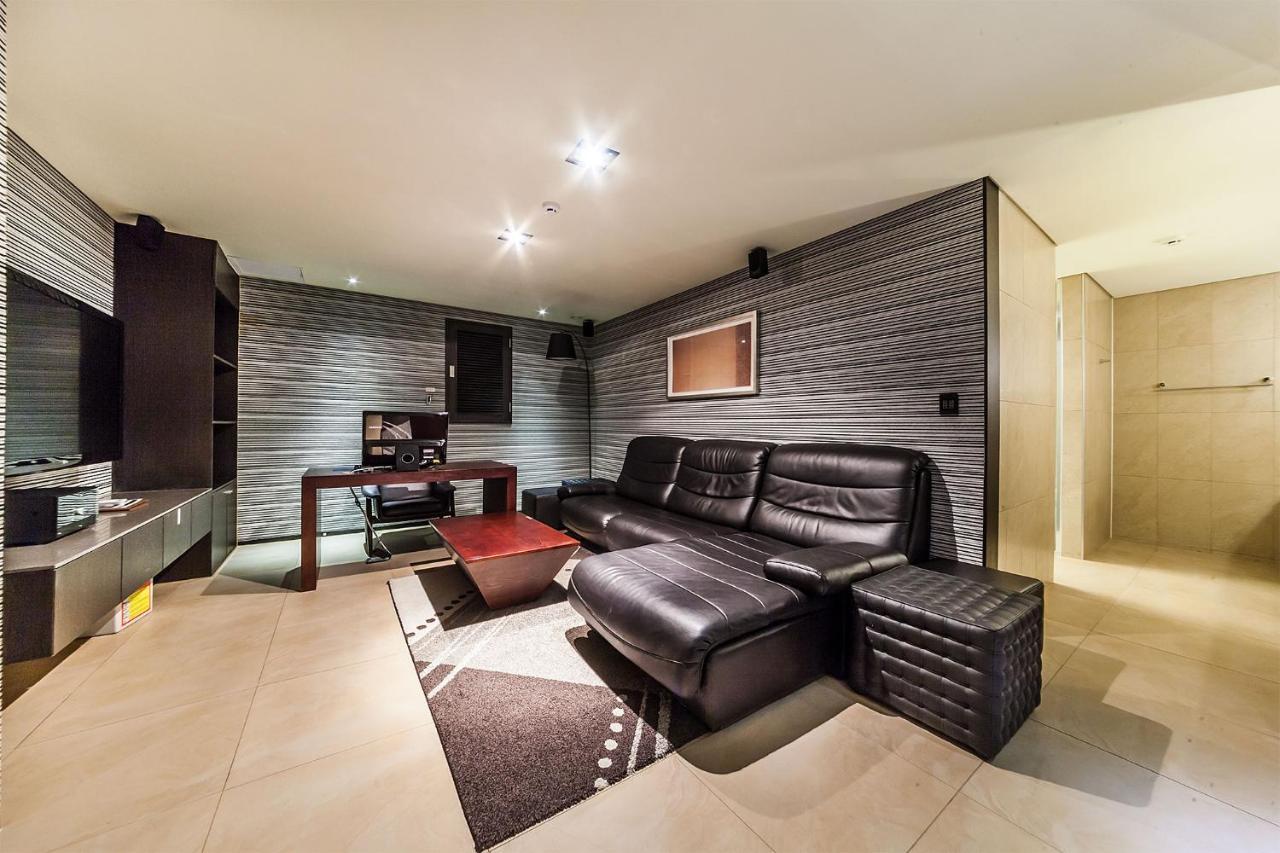 Jbis Hotel Uijeongbu Екстер'єр фото